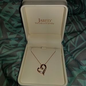 10kt rose gold and diamond heart necklace